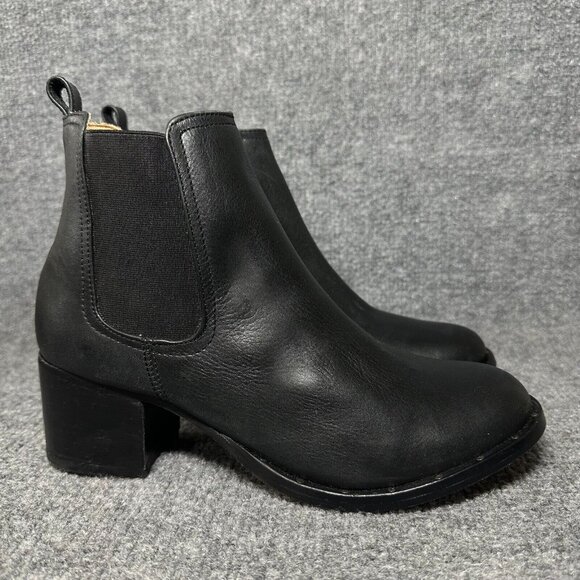 Beek Condor Women's 7.5 Chelsea Black Leather Round Toe Block Heel Ankle Boots